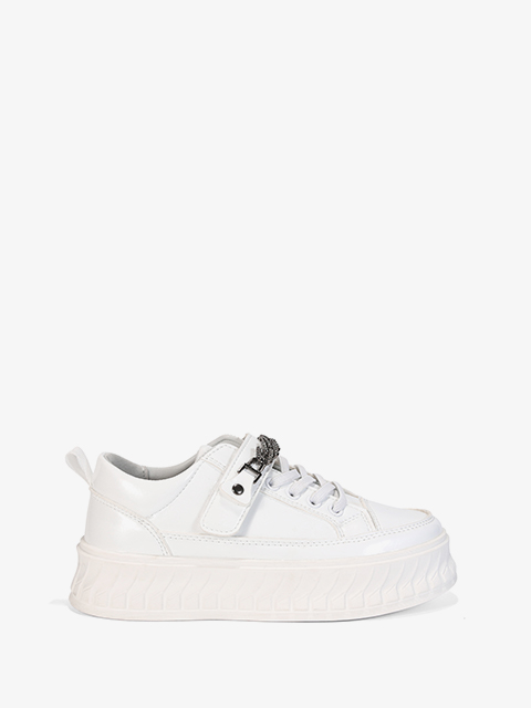 TC817